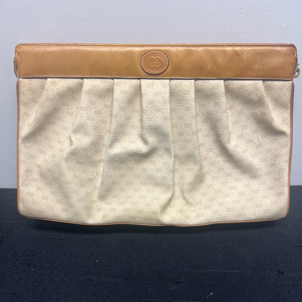 Authentic Gucci micro clutch bag- vintage excellent condition!